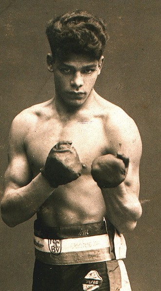 9841 – Ein Denkmal für Johann Rukeli Trollmann