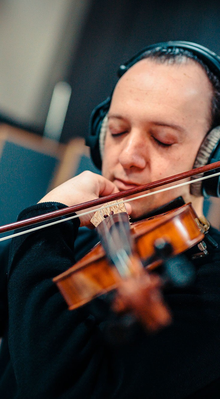 Feature Ring with Daniel Weltlinger